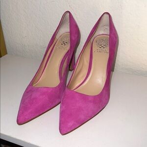 Vince Camuto Fuchsia Suede Pumps NWOB